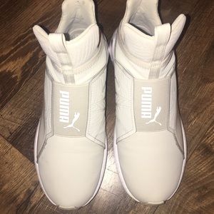 Women’s puma fierce.